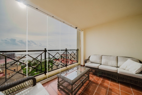 Apartment in Playa de Los Locos – EE10031