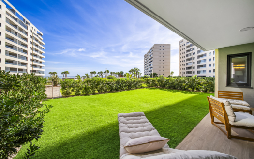 Apartamento en Punta Prima – EE10401