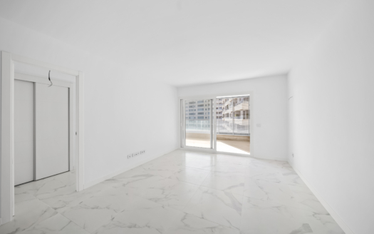 Apartamento en Punta Prima, Torrevieja – EE10402